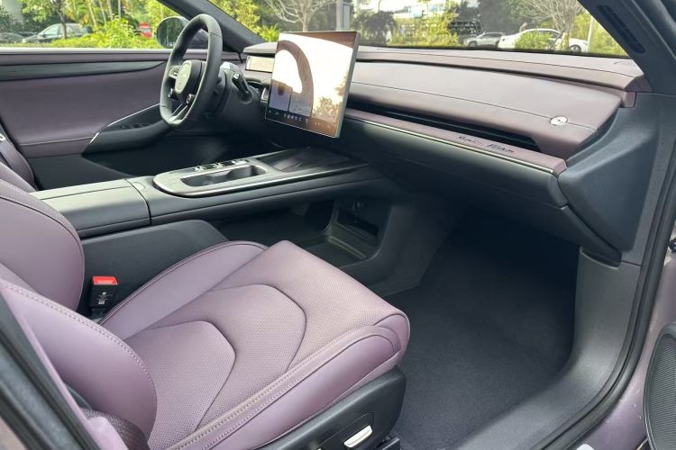 MI SU7 2024 car image #10