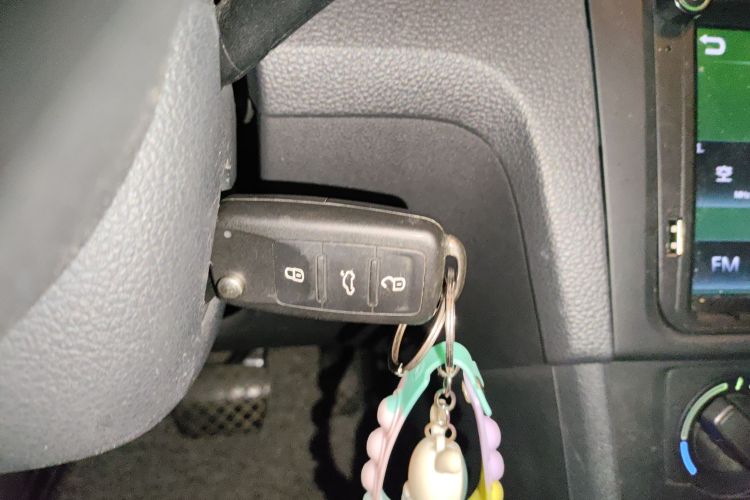 Skoda Rapid Spaceback 2018 immagine di auto #10