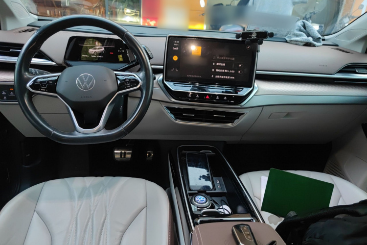 Volkswagen ID.6 X 2022 car image #10