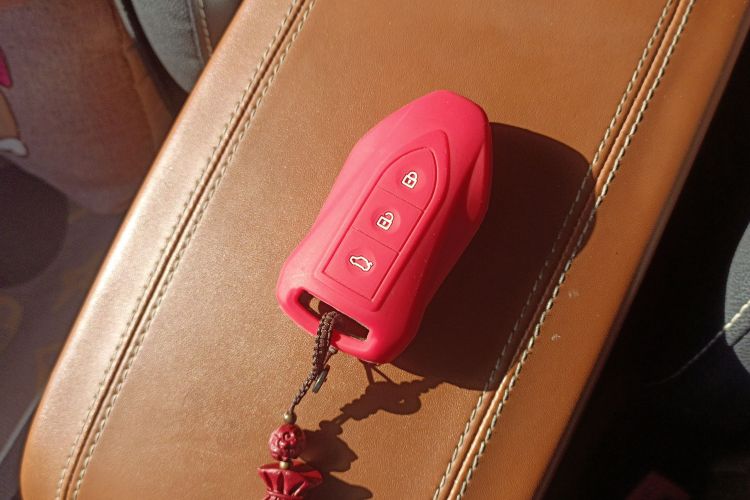 众泰 众泰T300 2019 汽车图片 #10