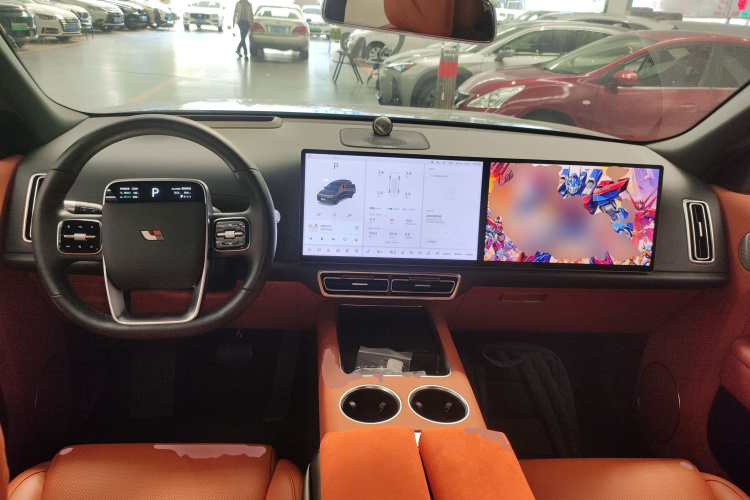 Li L8 2023 изображение автомобиля #10