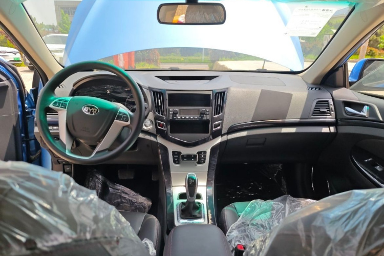 BYD e5 2022 car image #10