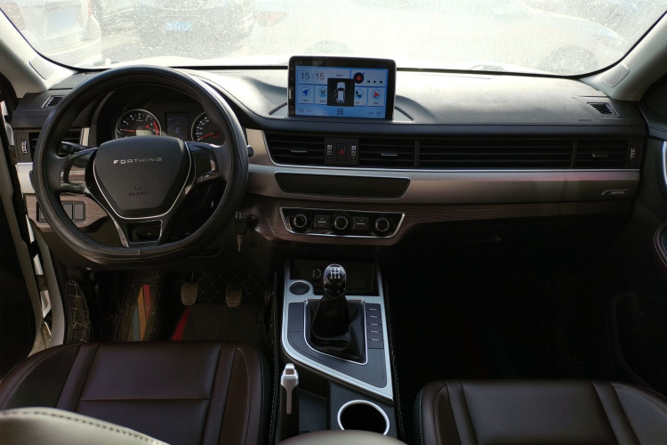 T5 2021 #10 T5 2021 immagine di auto #10