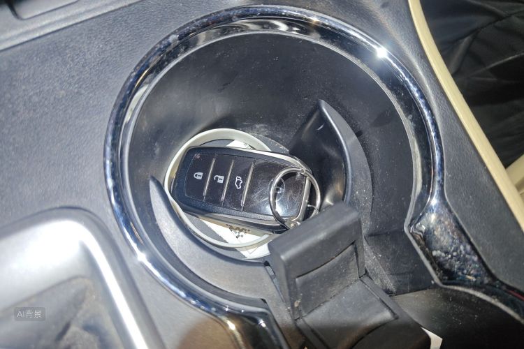 Toyota Highlander 2020 car image #10