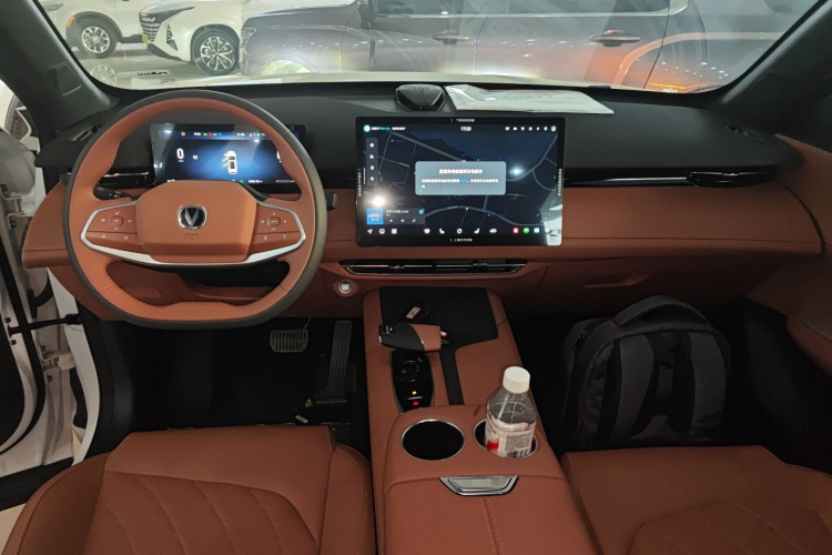 Changan UNI-Z PHEV 2025 #10 Changan UNI-Z PHEV 2025 immagine di auto #10