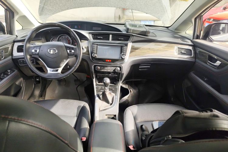 Great Wall C50 2015 #10 Great Wall C50 2015 car image #10