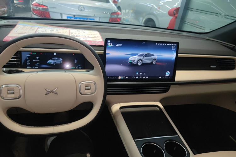 Xpeng G6 2024 immagine di auto #10