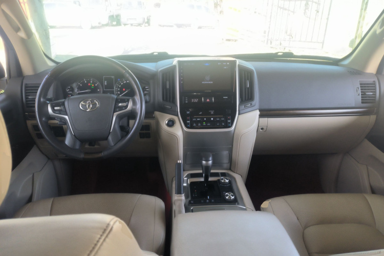 Toyota 2020 صورة سيارة #10