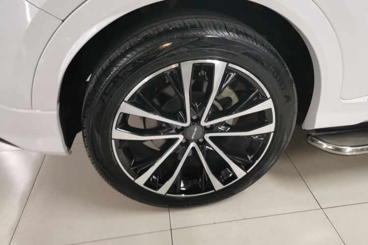 X70 PLUS 2022 car image #10
