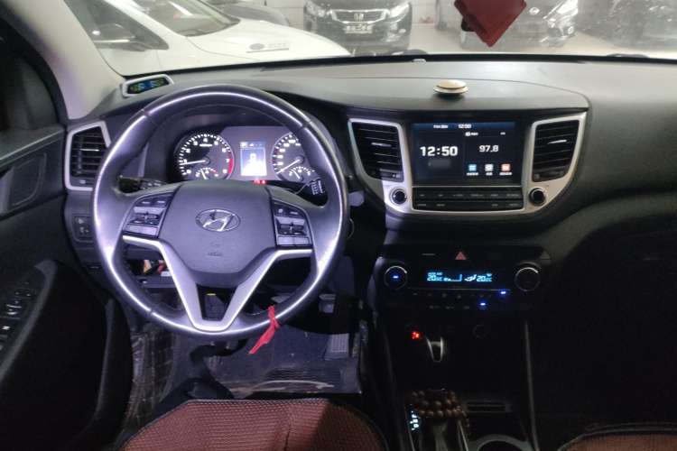 Hyundai Tucson 2018 #10 Hyundai Tucson 2018 car image #10