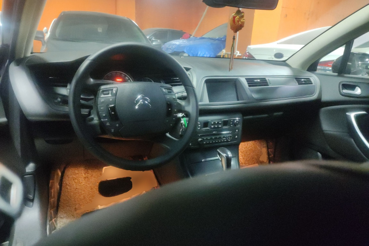 雪铁龙 雪铁龙C5 2015 汽车图片 #10