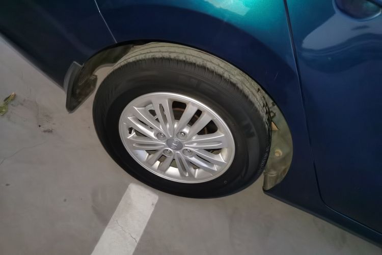 Kia 2019 car image #10