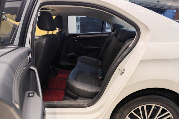 Jetta Jetta 2018 #10 Jetta Jetta 2018 immagine di auto #10