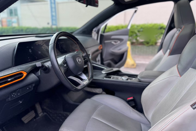 Changan UNI-T 2022 car image #10