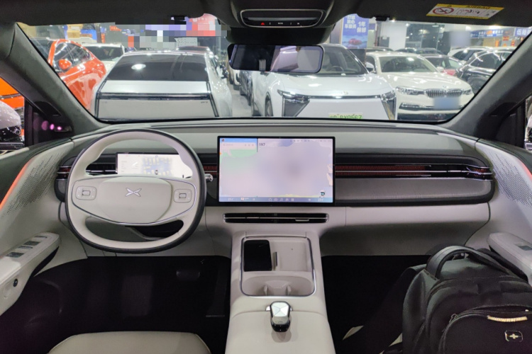 Xpeng G6 2025 صورة سيارة #10