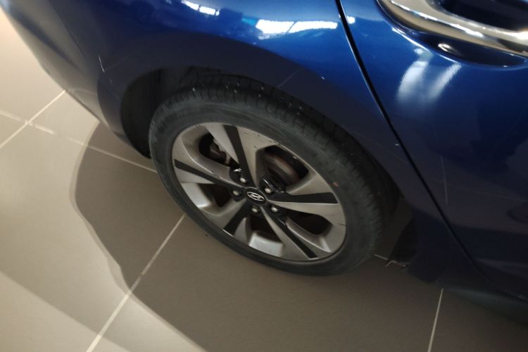 Hyundai Lafesta 2021 #10 Hyundai Lafesta 2021 car image #10