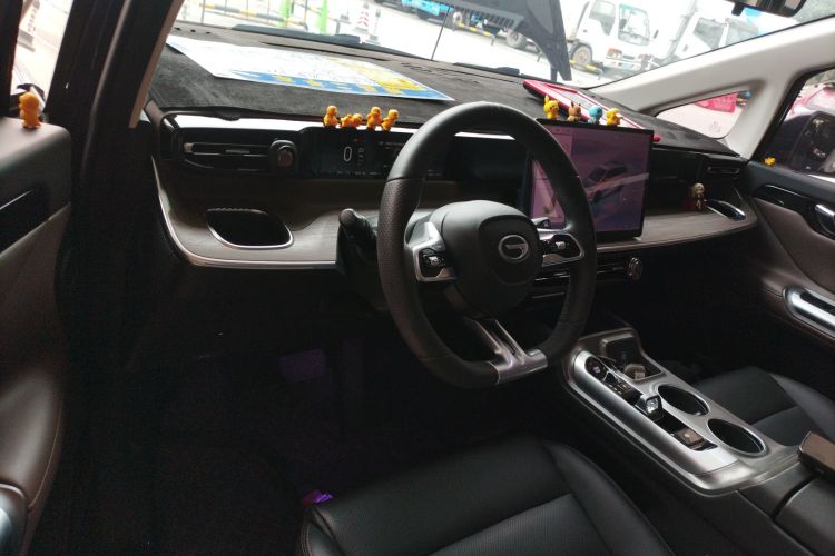 GAC Trumpchi E8 New Energy 2023 car image #10