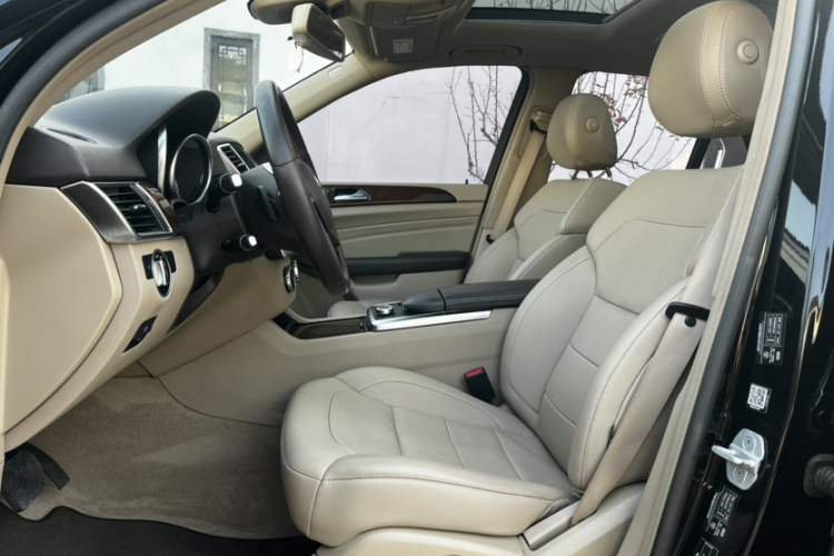 Mercedes-Benz M Class 2016 #10 Mercedes-Benz M Class 2016 car image #10