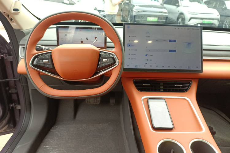 Forthing S7 2025 صورة سيارة #10