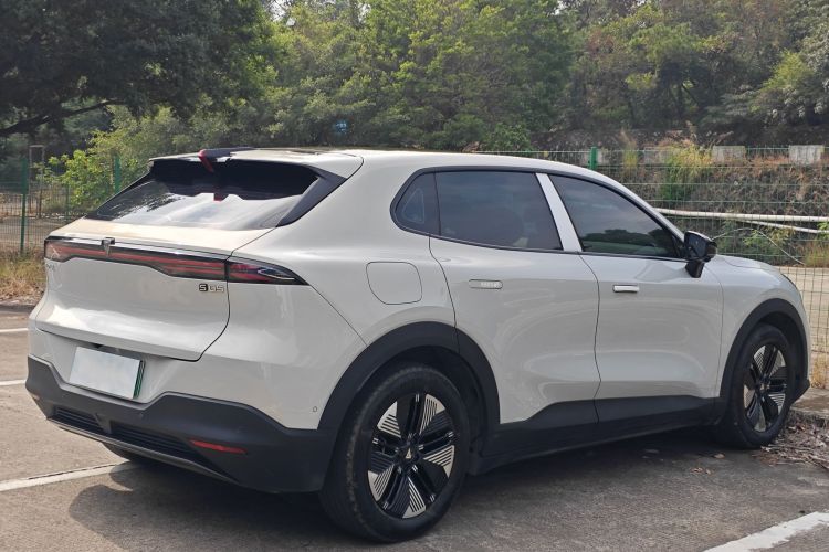 Deepal S05 2025 #10 Deepal S05 2025 изображение автомобиля #10