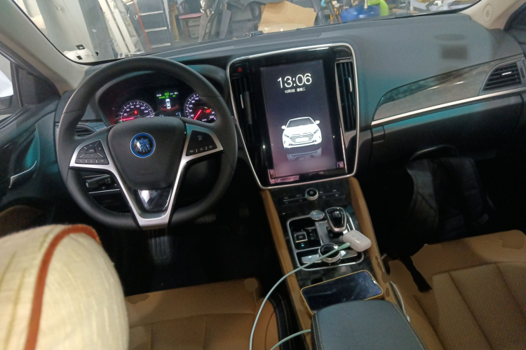 BYD Qin New Energy 2018 car image #10