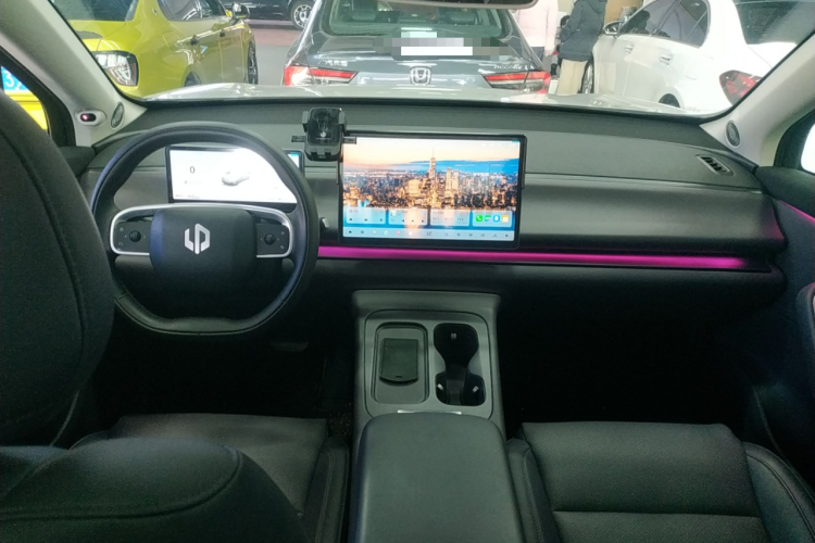 零跑汽车 零跑C10 2025 汽车图片 #10