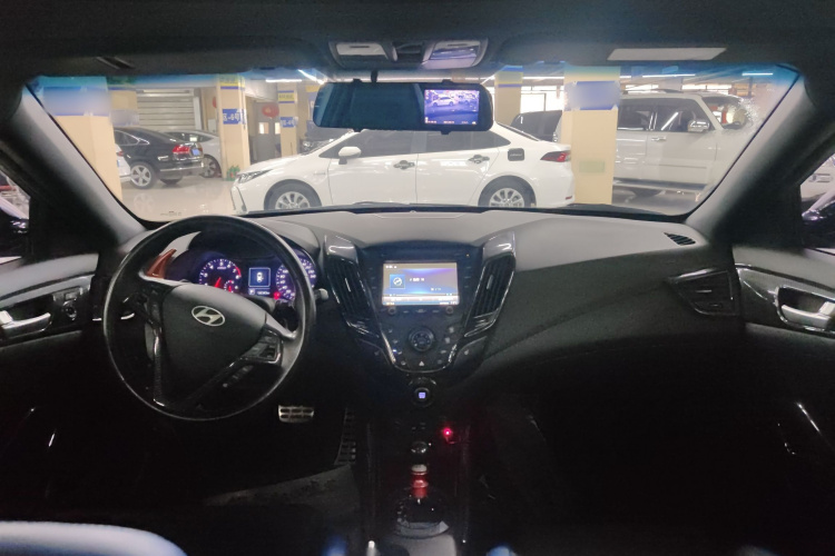 Hyundai Veloster 2015 #10 Hyundai Veloster 2015 car image #10