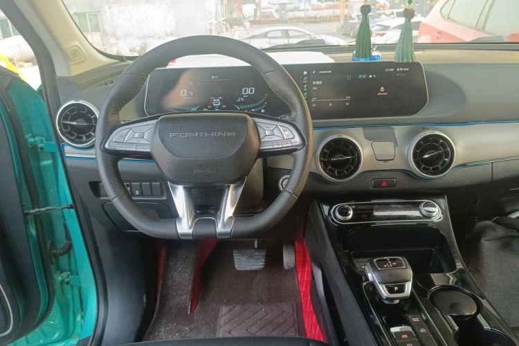 Forthing T5 EVO 2021 car image #10