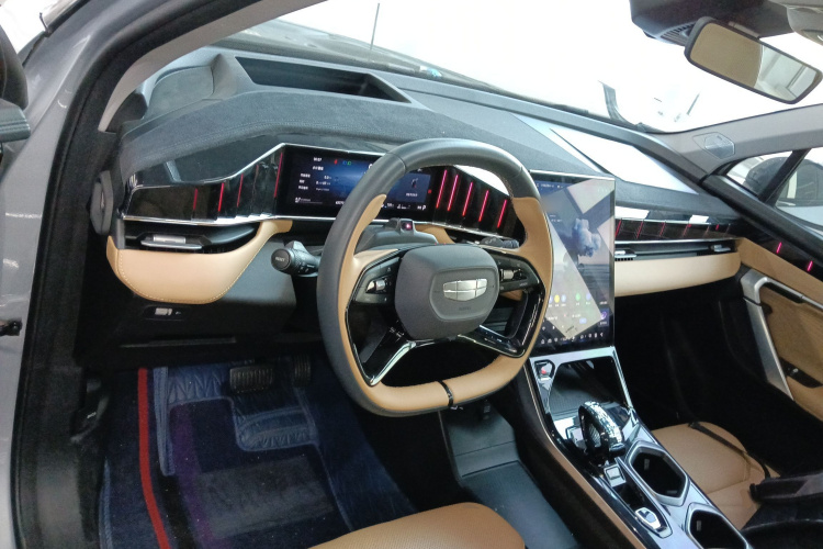 GEELY Boyue L 2022 car image #10