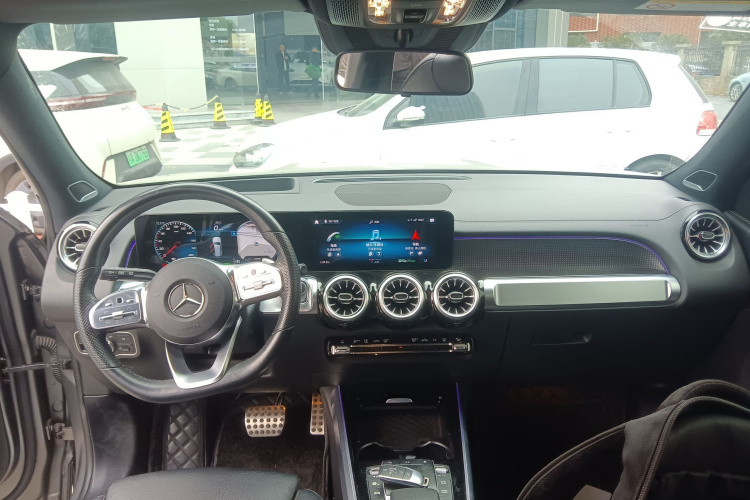 Mercedes-Benz EQB Class 2022 #10 Mercedes-Benz EQB Class 2022 car image #10