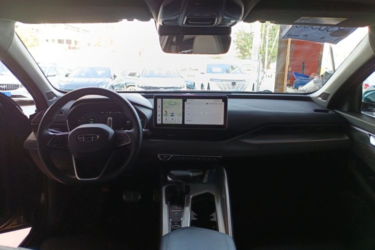 Preface 2023 #10 Preface 2023 immagine di auto #10