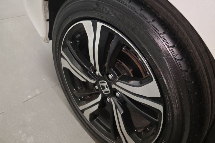 Honda Civic 2018 car image #10