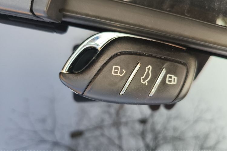 MG ES5 2024 #10 MG ES5 2024 car image #10