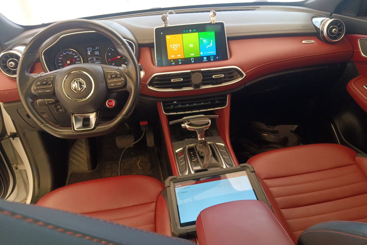 MG HS 2021 car image #10