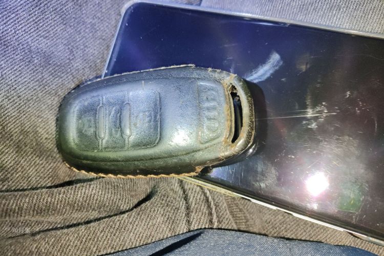 Audi A8 2017 car image #10