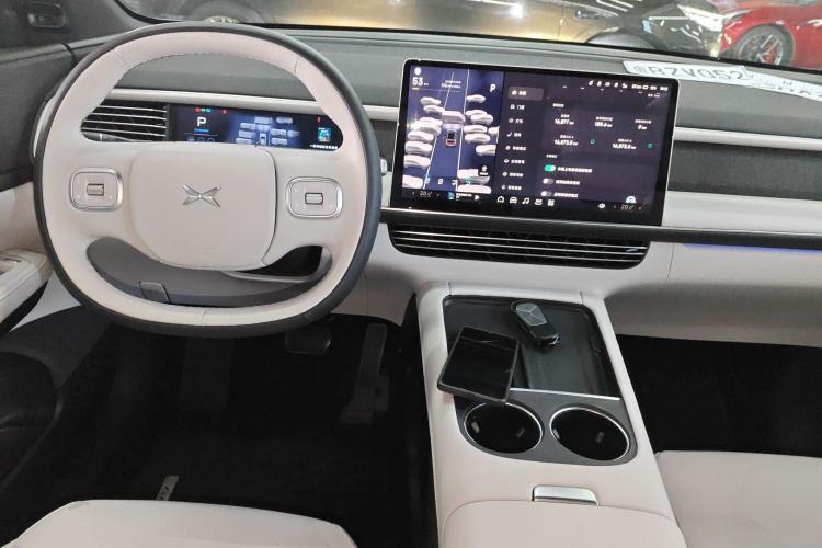 Xpeng G6 2023 immagine di auto #10