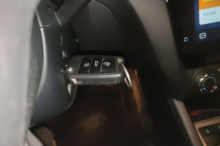 Skoda Octavia 2019 car image #10