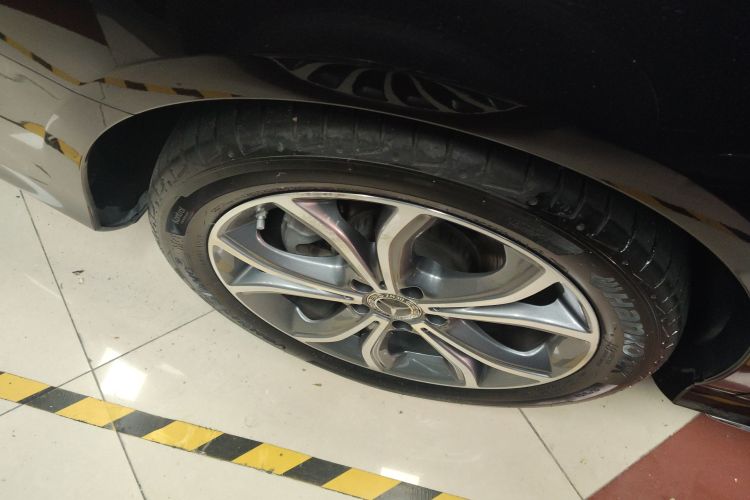 Mercedes-Benz E Class 2021 car image #10