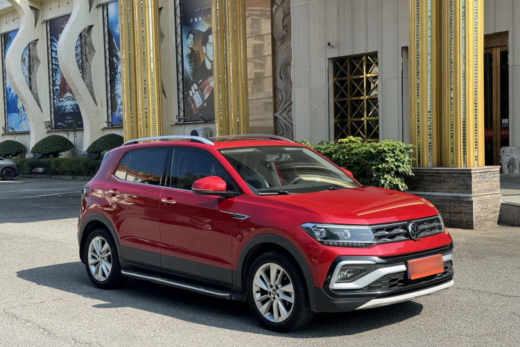 Volkswagen T-Cross 2020 #10 Volkswagen T-Cross 2020 car image #10