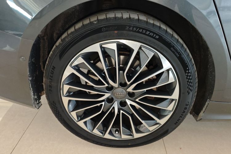 Audi A6L New Energy 2020 car image #10