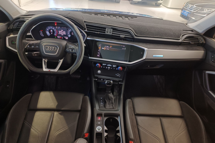 Audi Q3 Sportback 2020 #10 Audi Q3 Sportback 2020 car image #10