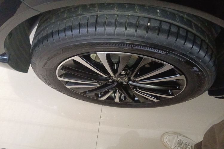 丰田 威飒 2023 汽车图片 #10