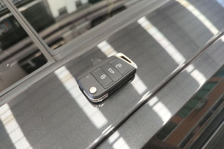 Volkswagen Sagitar 2021 #10 Volkswagen Sagitar 2021 immagine di auto #10