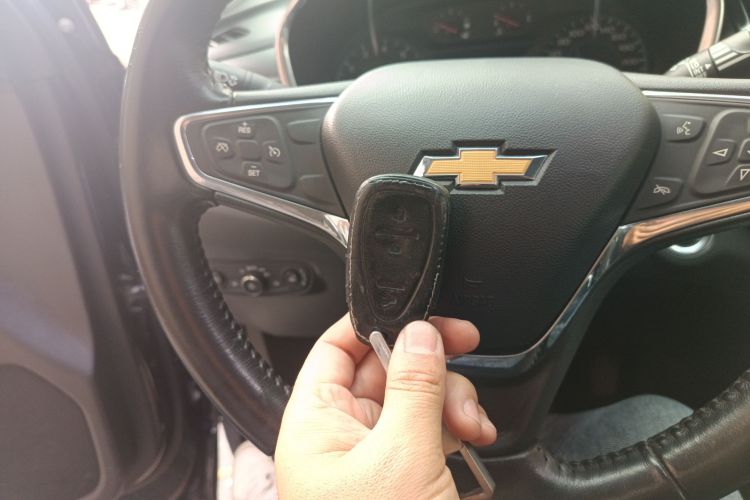 Chevrolet Equinox 2020 #10 Chevrolet Equinox 2020 car image #10