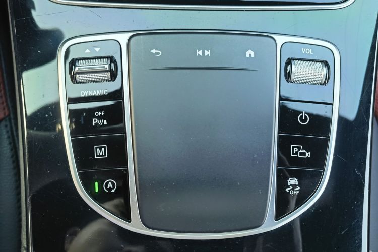 Mercedes-Benz GLC Coupe 2023 imagem de carro #10