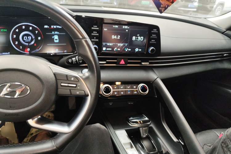 Hyundai Elantra 2020 car image #10