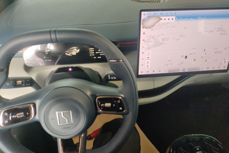 极氪 极氪MIX 2024 汽车图片 #10