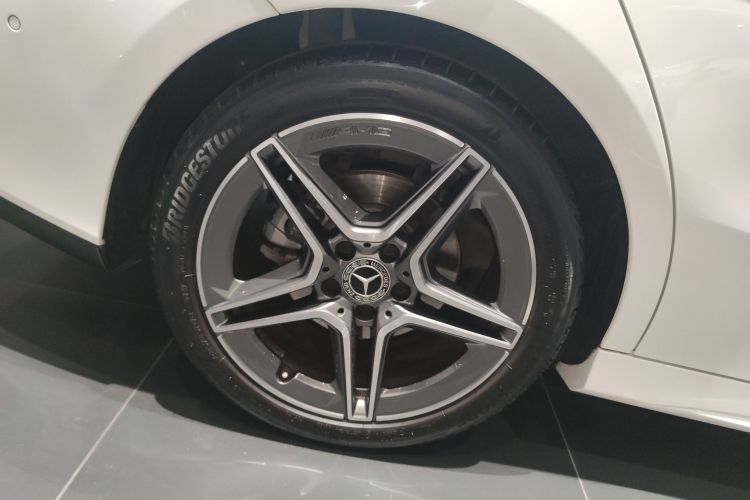 Mercedes-Benz CLA Class (Imported) 2023 #10 Mercedes-Benz CLA Class (Imported) 2023 car image #10