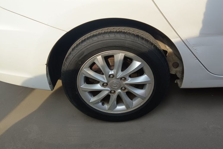 长安 悦翔V7 2017 汽车图片 #10