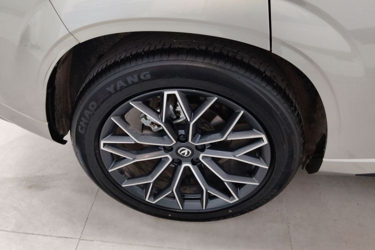 Changan UNI-Z PHEV 2025 #10 Changan UNI-Z PHEV 2025 immagine di auto #10